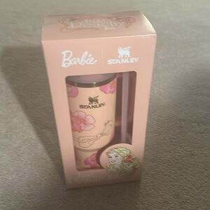 🍑🌸 Barbie x Stanley Collaboration ‘80s Peaches 'N Cream 40 oz Quencher NIB NWT